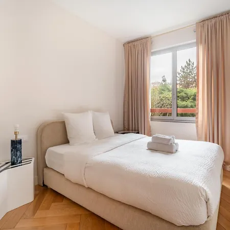 Apartment Luxury On Canal Saint Martin Paris