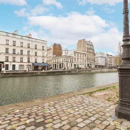 Luxury On Canal Saint Martin Apartment Paris